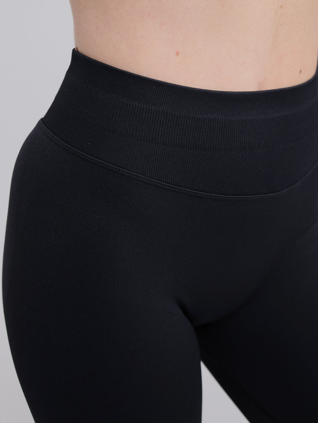 Shape Leggins - Black